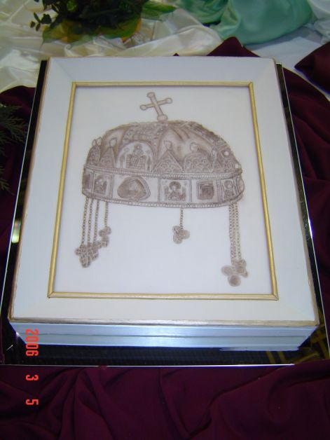 szent_korona_2006.jpg
