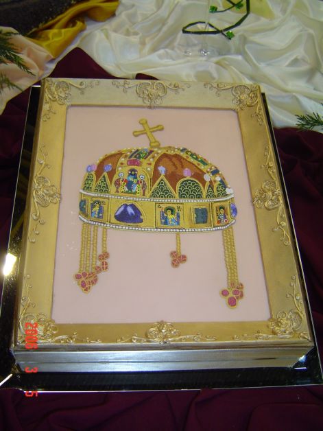 szent_korona_gobelin2006.jpg